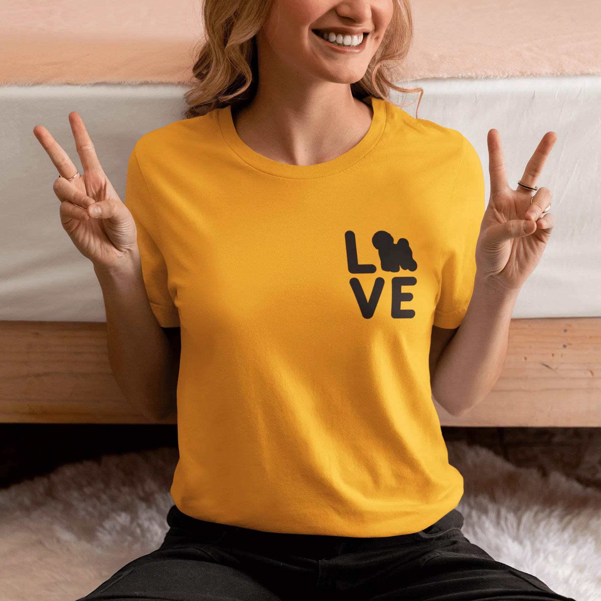 “Unisex black-lettered 'Bichon Frise Love' T-shirt – romantic Valentine's Day gift for Bichon Frise dog lovers and owners, festive and stylish design for any dog enthusiast.”