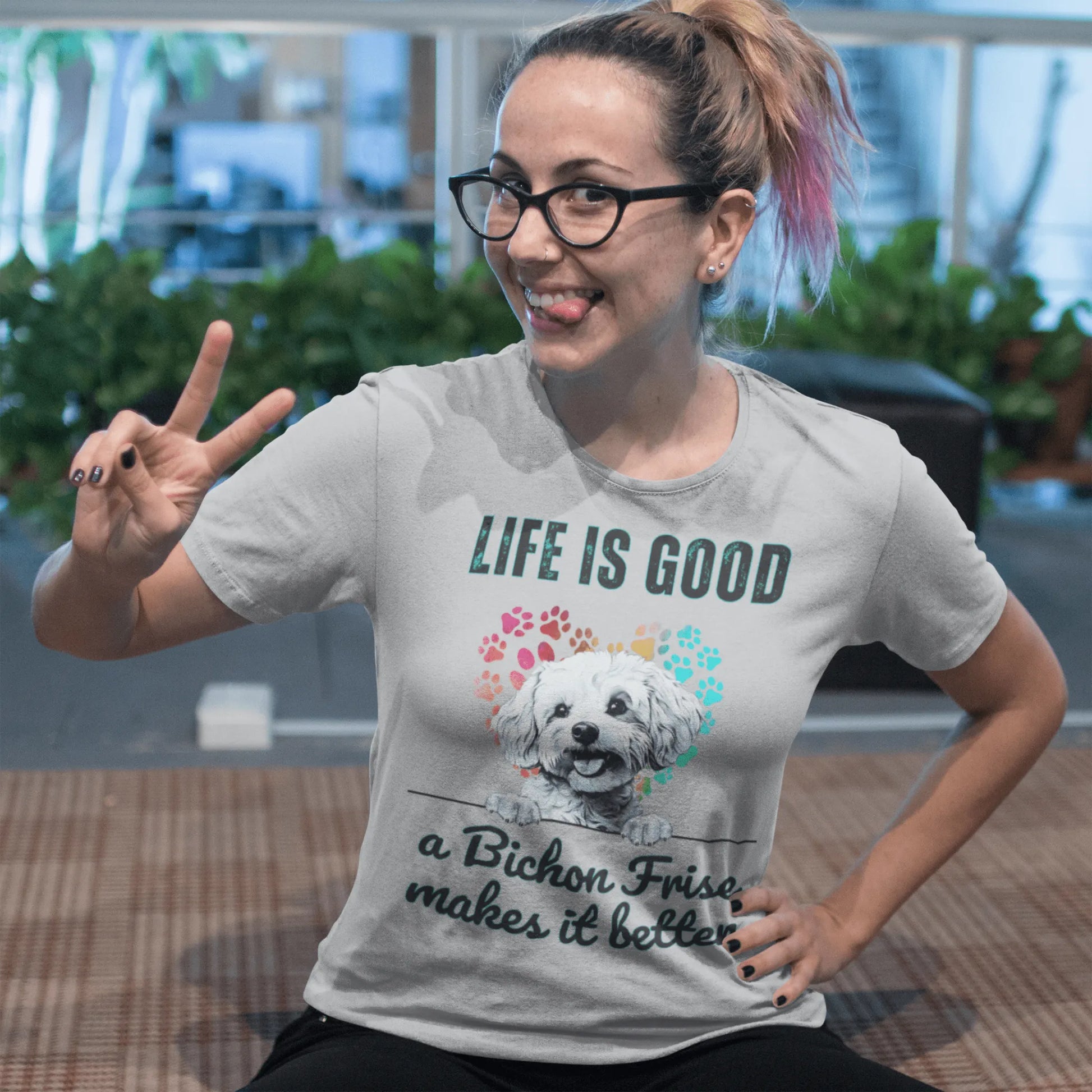 "Life is good a bichon frise makes it better "-Unisex Bichon Frise T-Shirt for Dog Owners